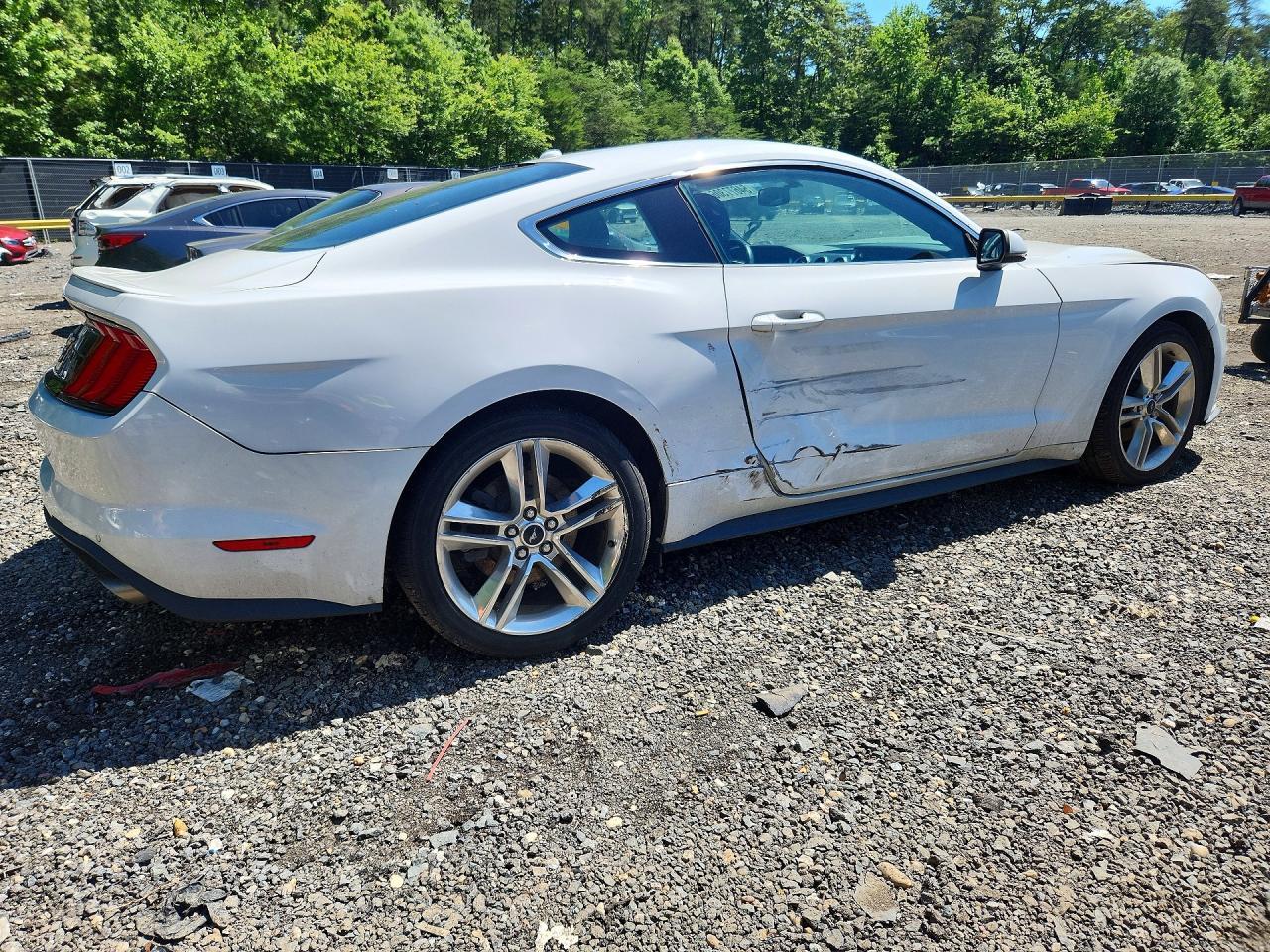 2019 Ford Mustang - zdjęcie 3