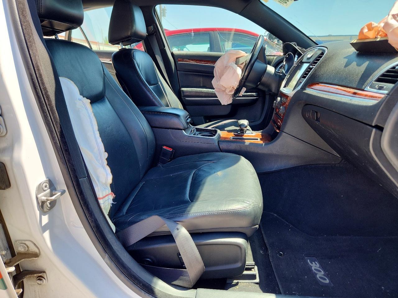 2014 Chrysler 300 - zdjęcie 7
