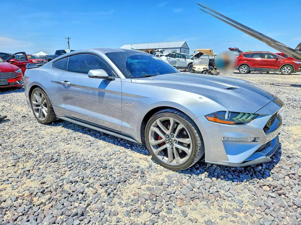 2021 Ford Mustang Gt - zdjęcie 4