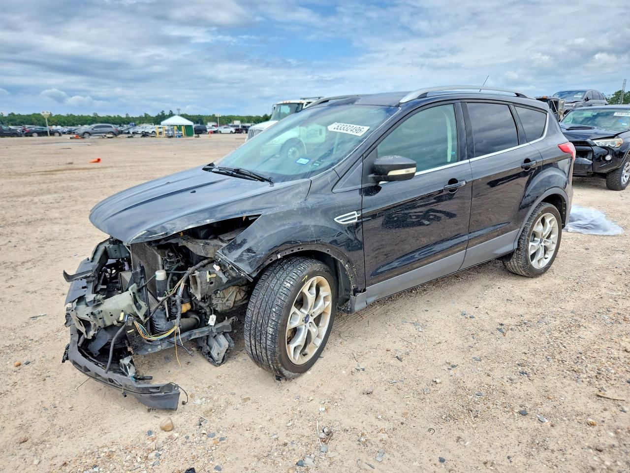 2015 Ford Escape Titanium - zdjęcie główne