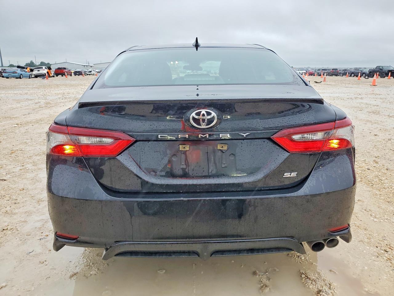 2022 Toyota Camry Se - zdjęcie 6