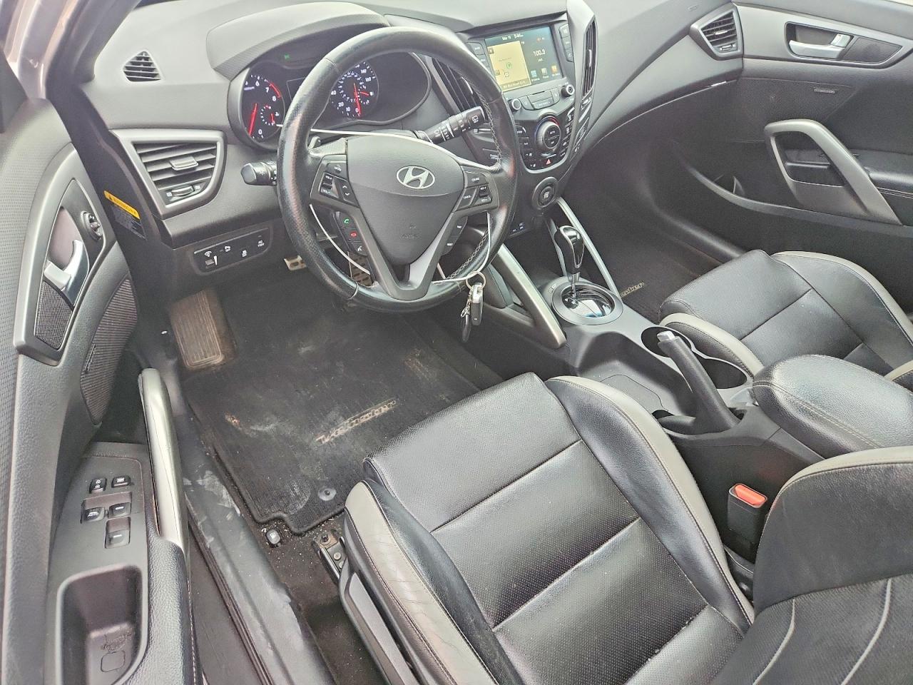 2017 Hyundai Veloster Turbo - zdjęcie 8