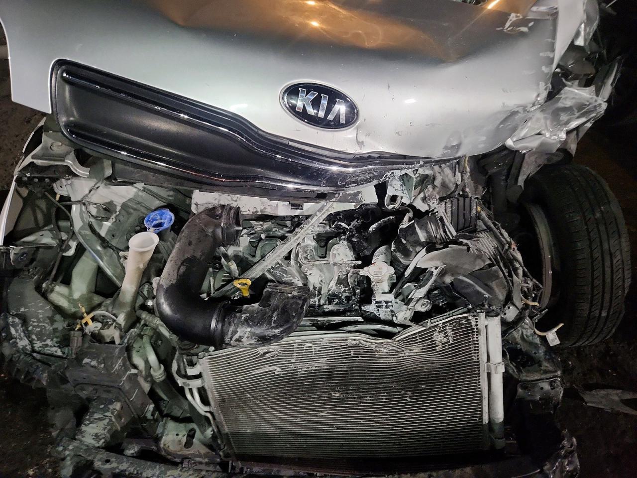 2019 Kia Soul Base - zdjęcie 12