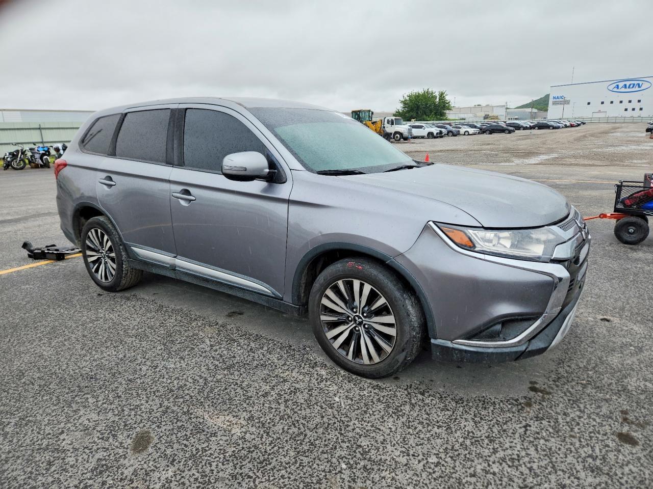 2019 Mitsubishi Outlander Se - zdjęcie 4
