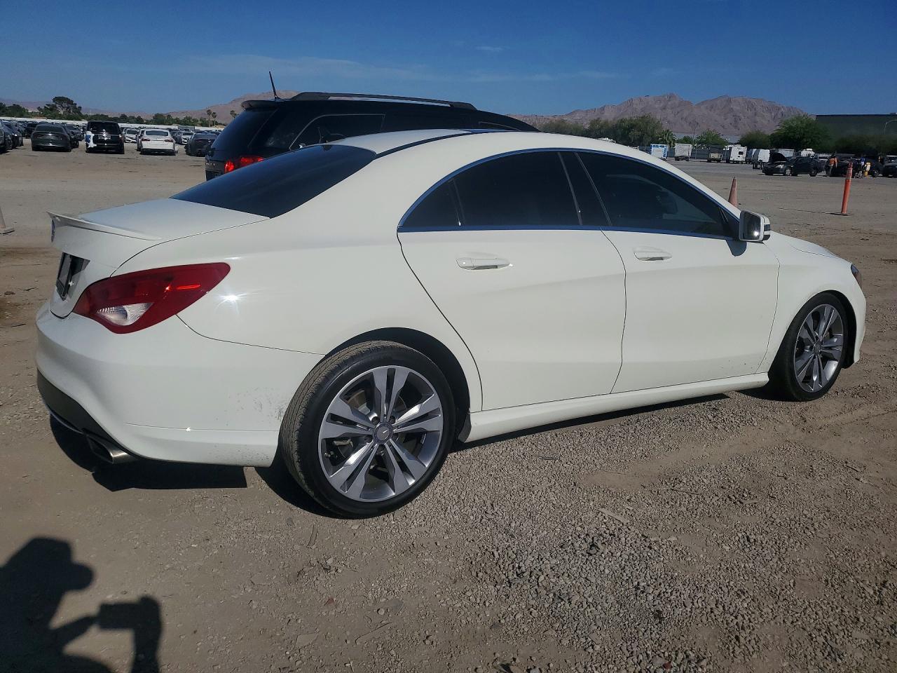 2014 Mercedes-Benz Cla 250 - zdjęcie 3