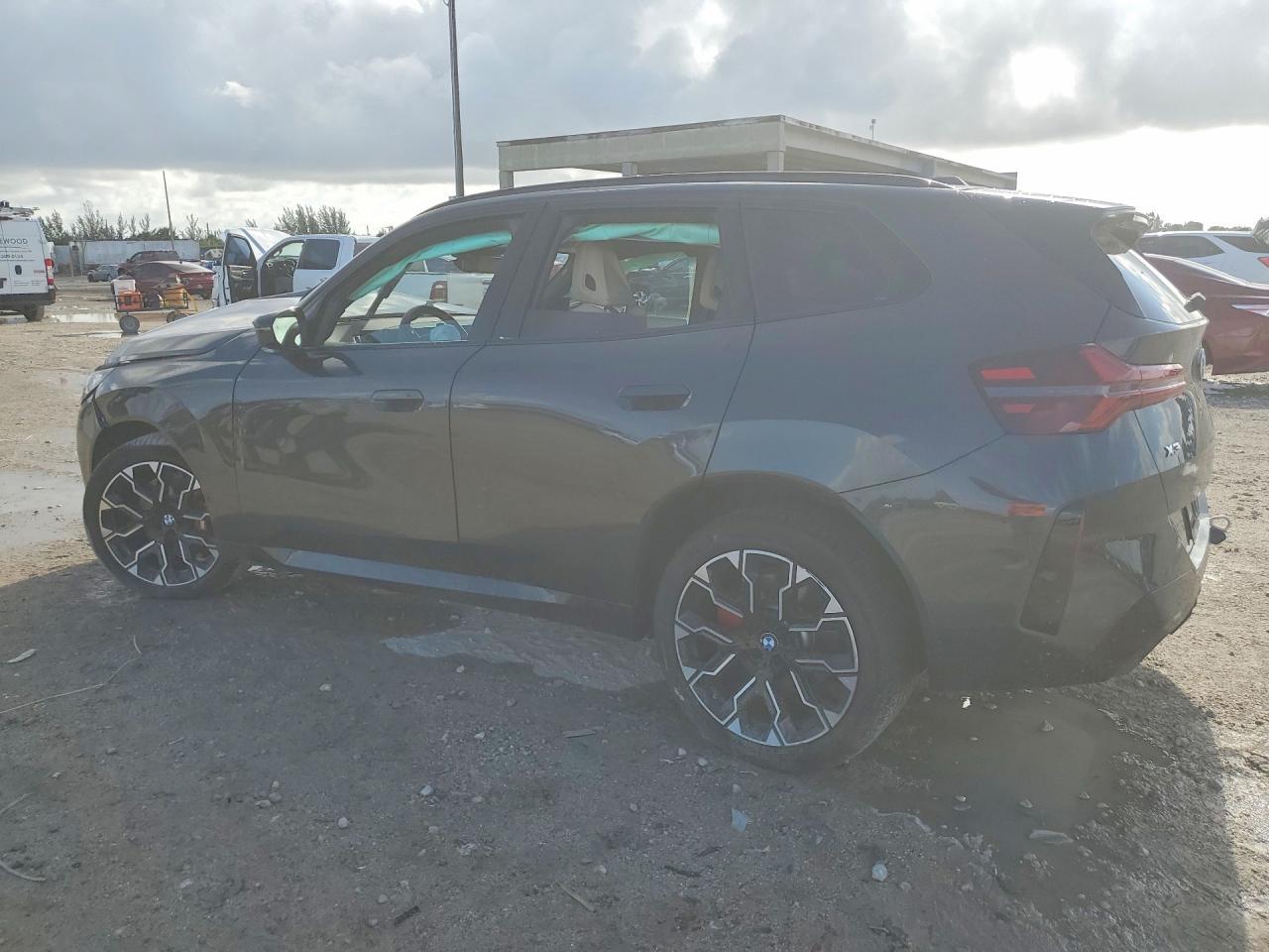 2026 BMW X3 M50 - zdjęcie 2