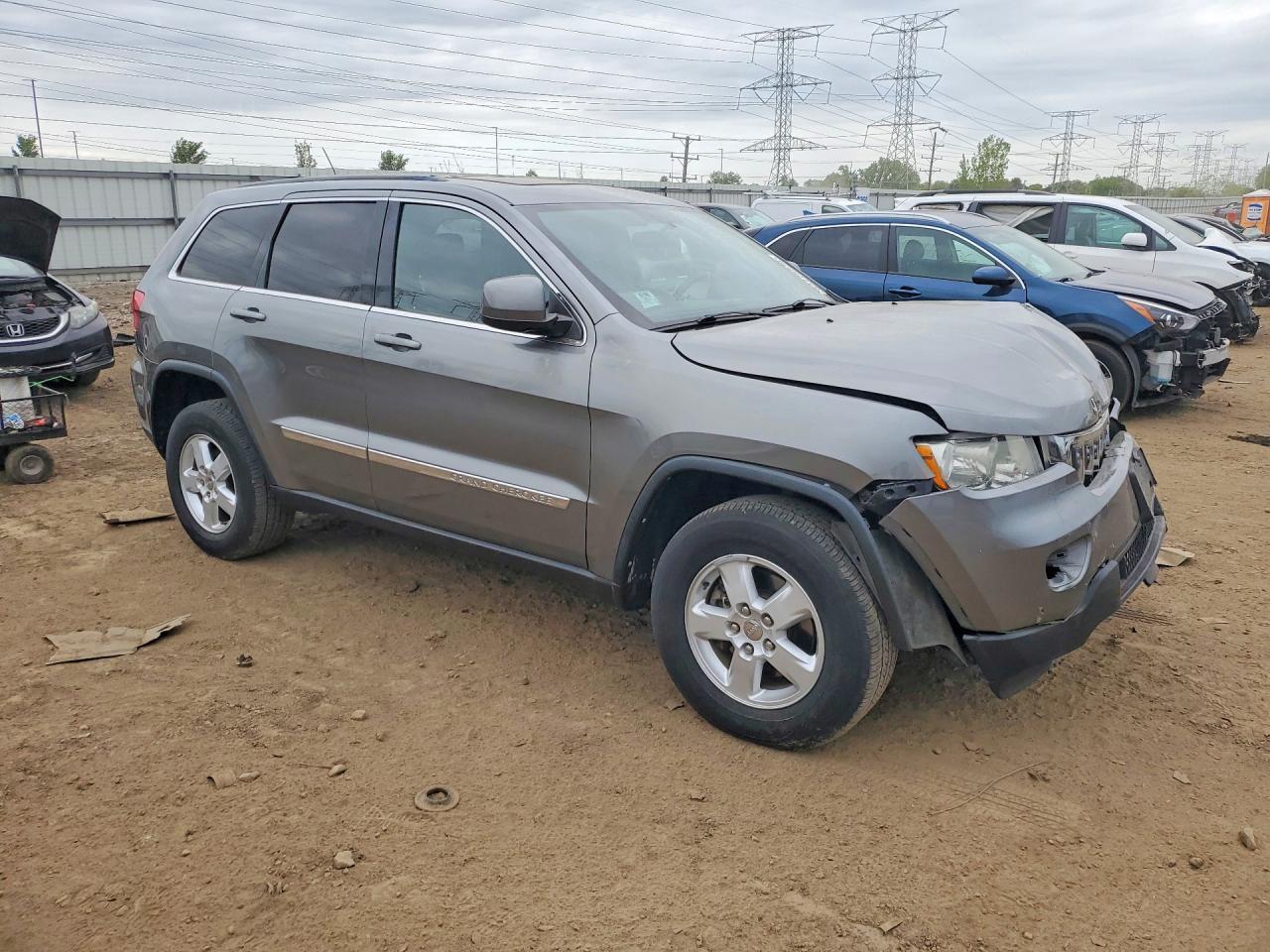 2013 Jeep Grand Cherokee Laredo - zdjęcie 4