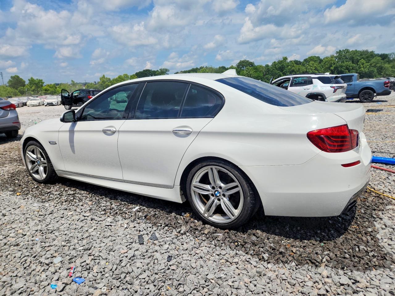 2015 BMW 550 I - zdjęcie 2
