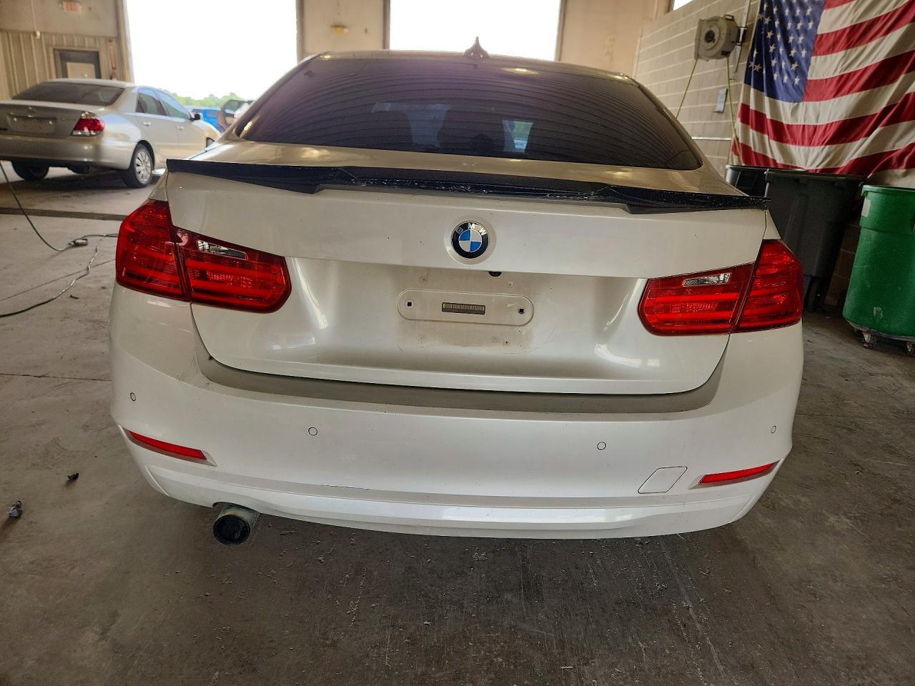 2015 BMW 320 I xDrive - zdjęcie 6