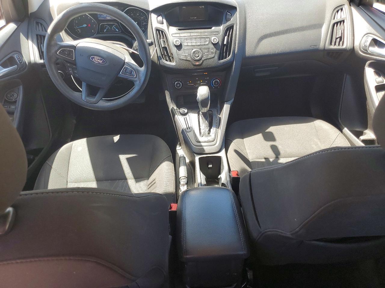2017 Ford Focus Se - zdjęcie 8