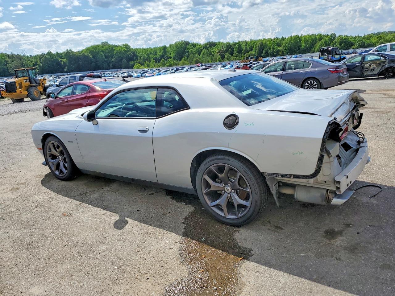 2019 Dodge Challenger R - zdjęcie 2