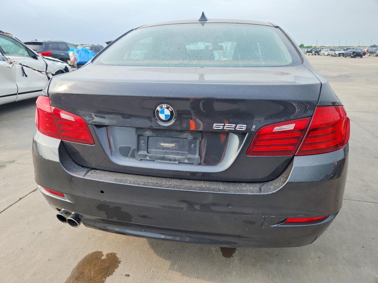 2016 BMW 528 I - zdjęcie 6
