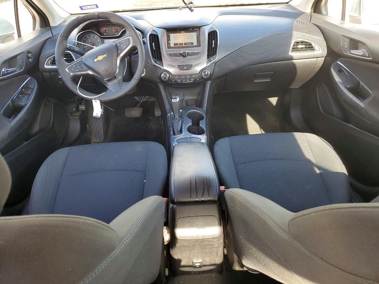 2017 Chevrolet Cruze Lt - zdjęcie 8