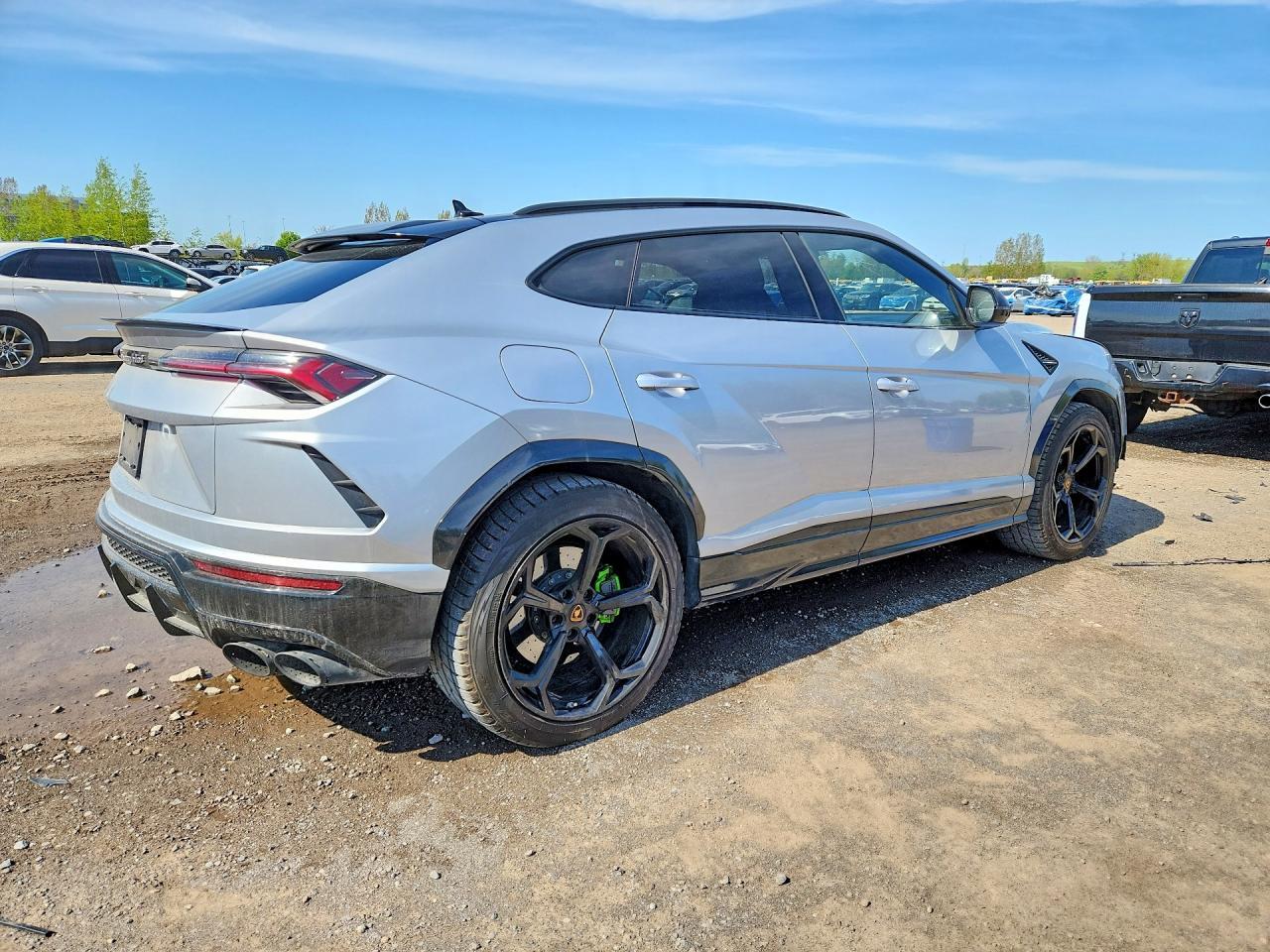 2022 Lamborghini Urus - zdjęcie 3