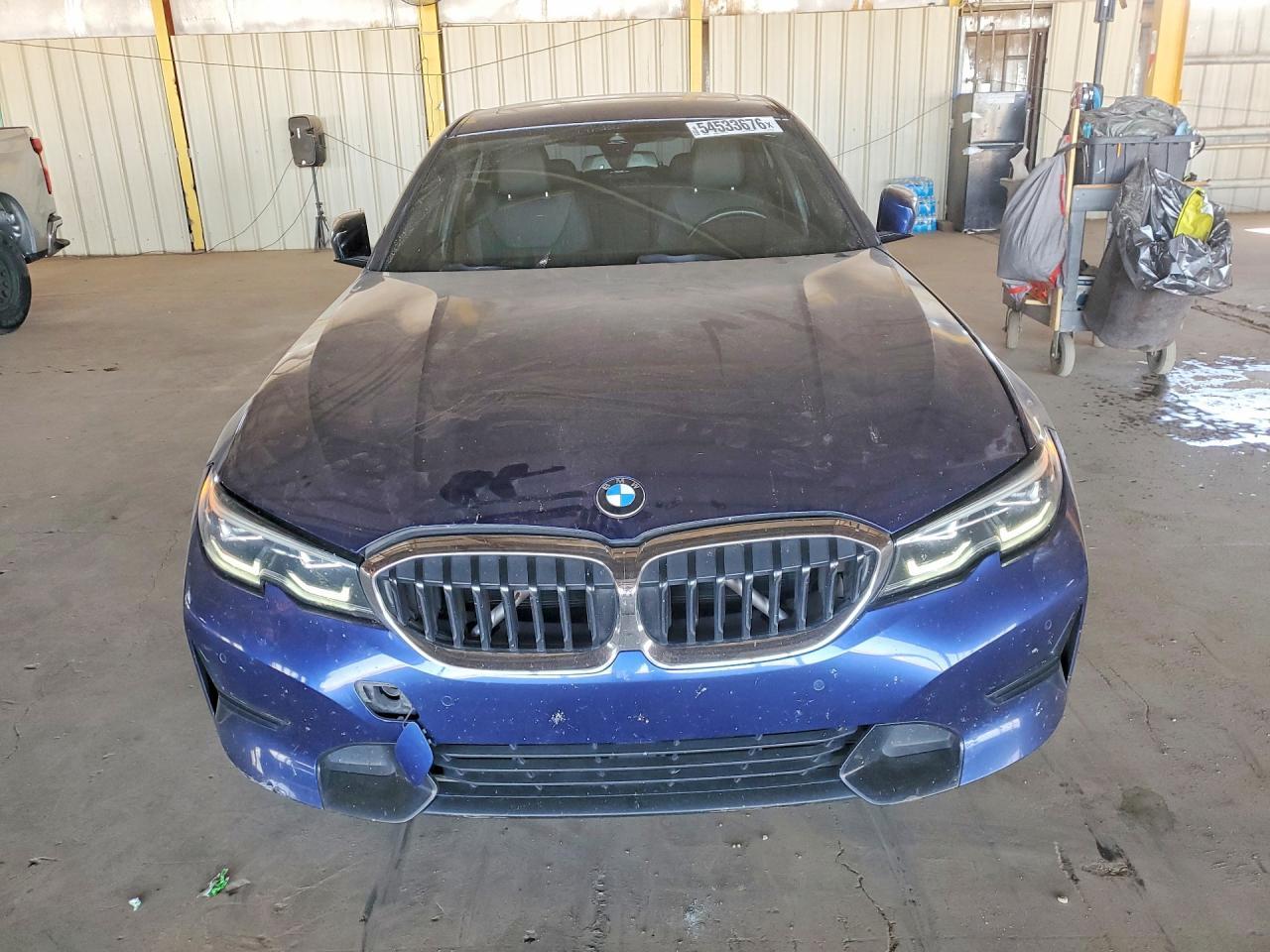 2020 BMW 330Xi - zdjęcie 5