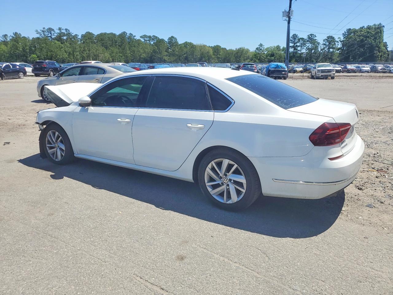 2018 Volkswagen Passat Se - zdjęcie 2