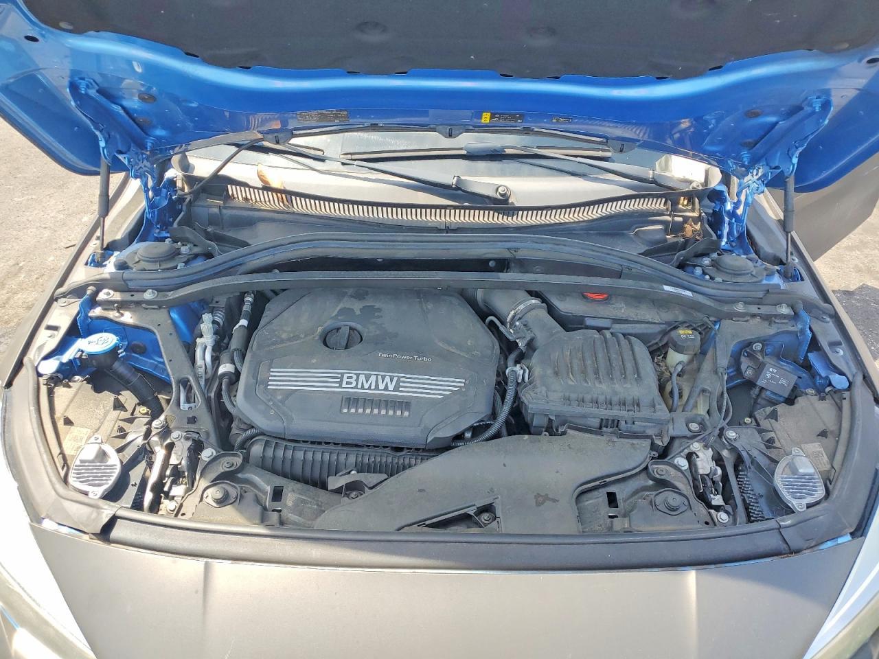2021 BMW 228Xi - zdjęcie 11