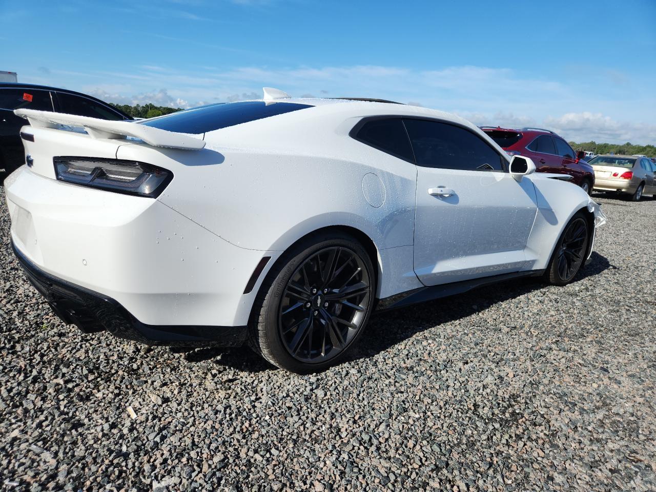 2017 Chevrolet Camaro Zl1 - zdjęcie 3
