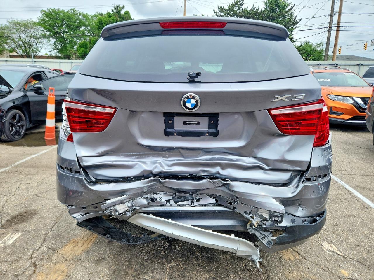 2017 BMW X3 xDrive28I - zdjęcie 6