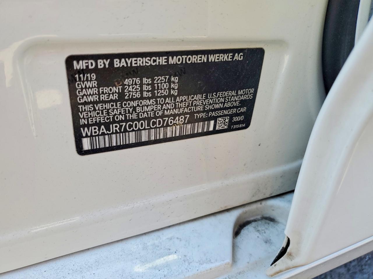 2020 BMW 530 Xi - zdjęcie 12