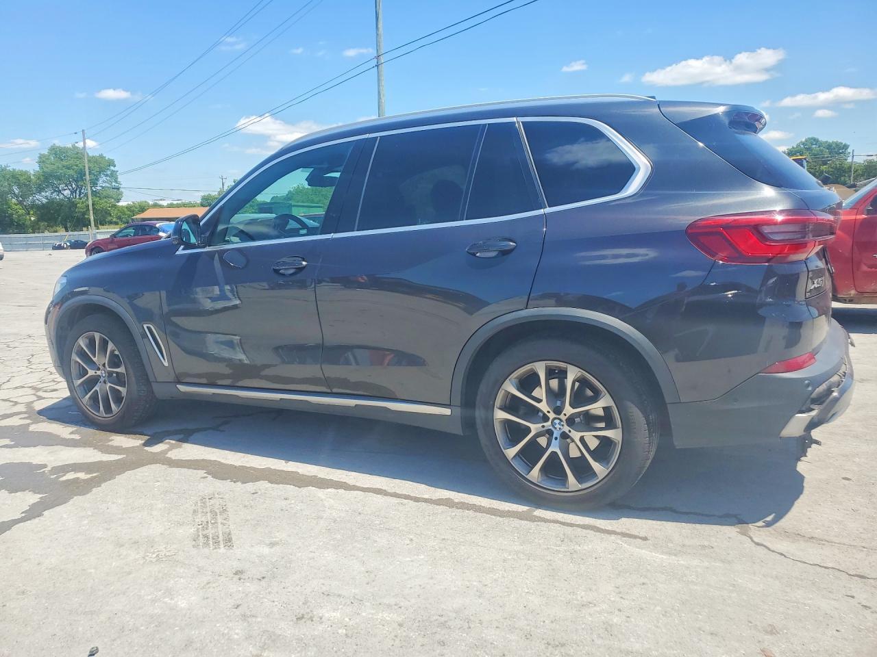 2019 BMW X5 xDrive40I - zdjęcie 2
