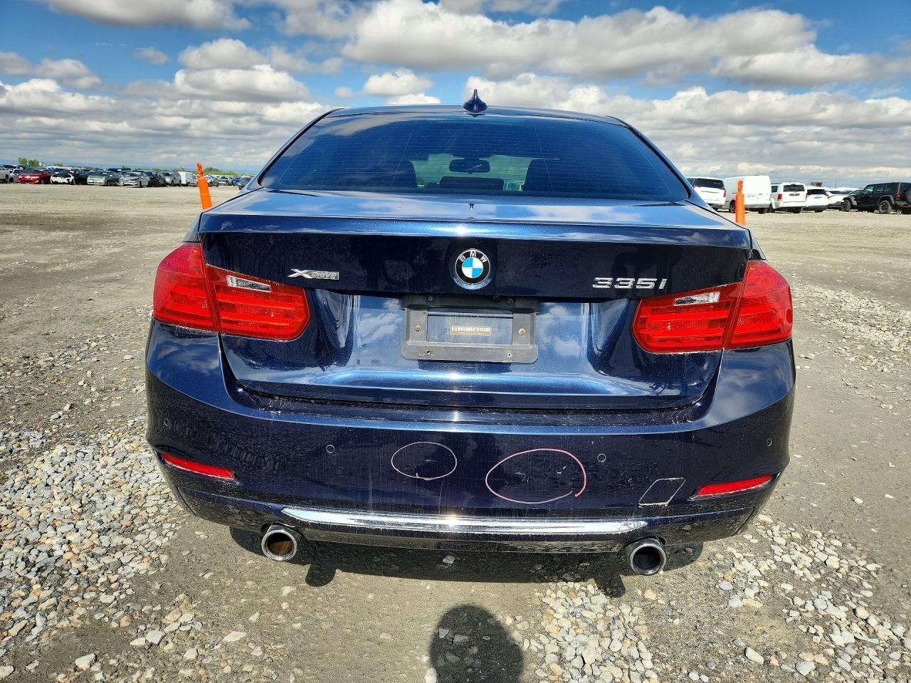 2015 BMW 335 Xi - zdjęcie 6