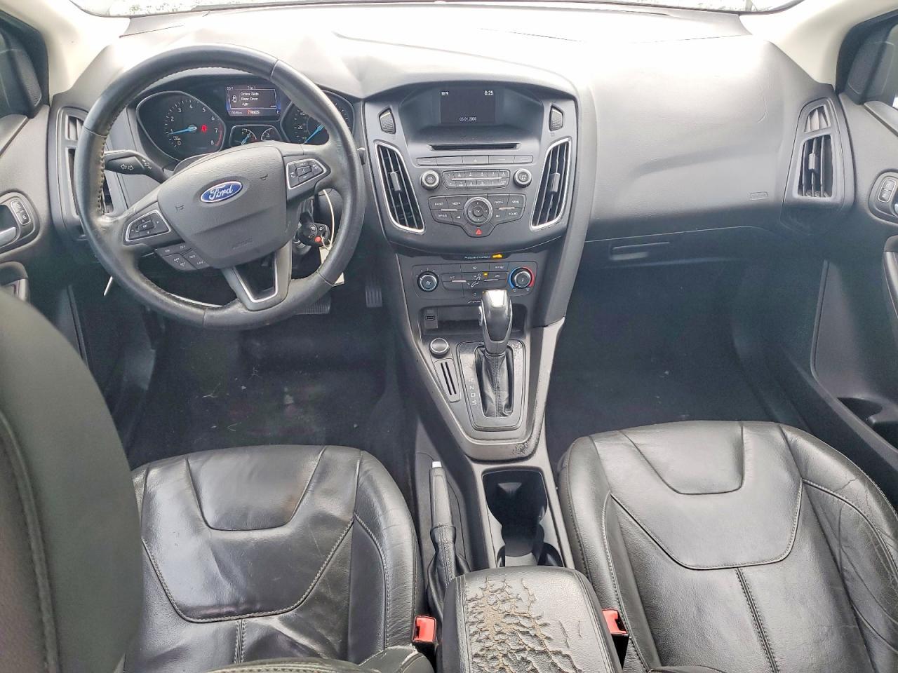 2016 Ford Focus Se - zdjęcie 8