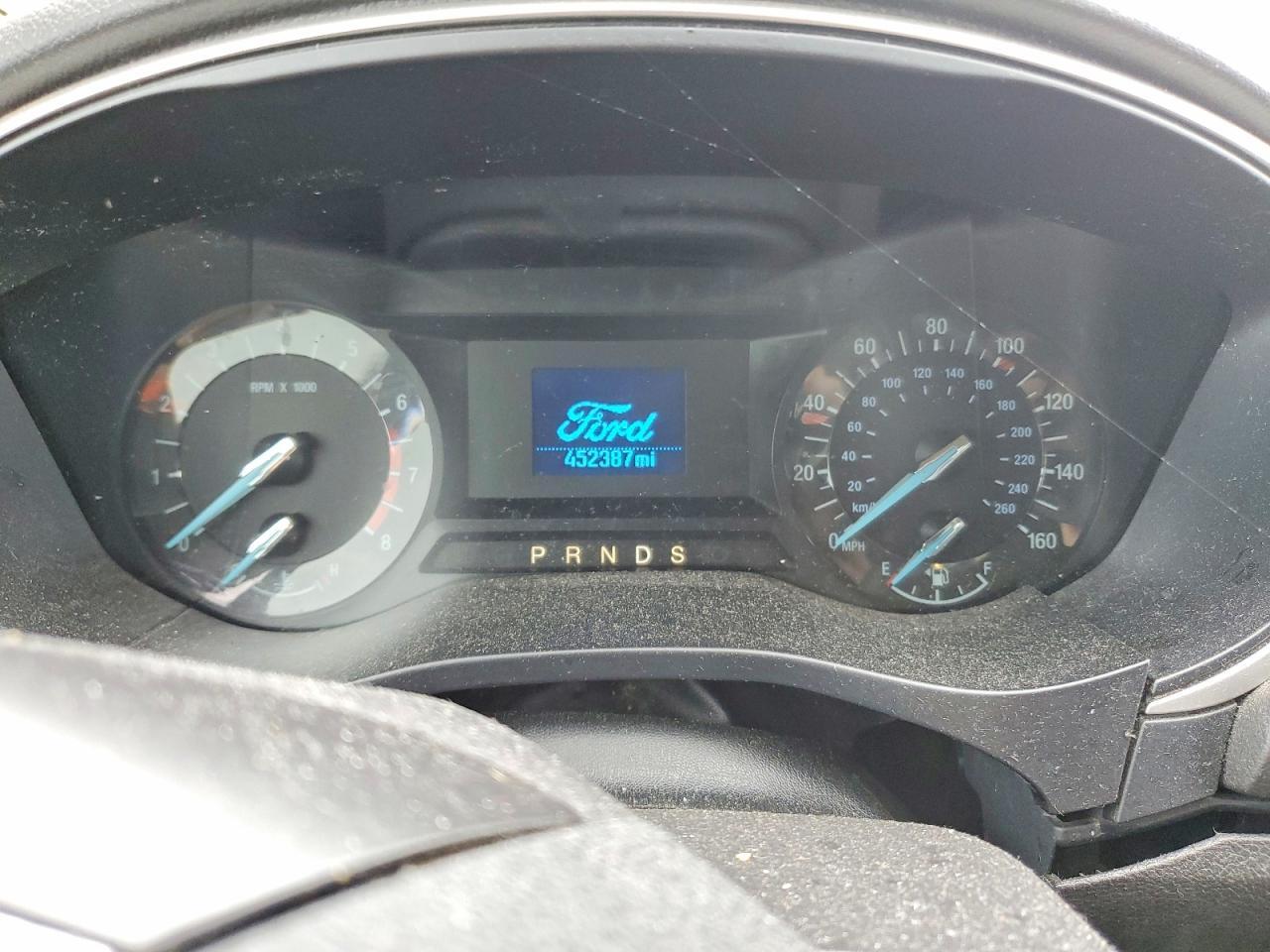 2014 Ford Fusion S - zdjęcie 9