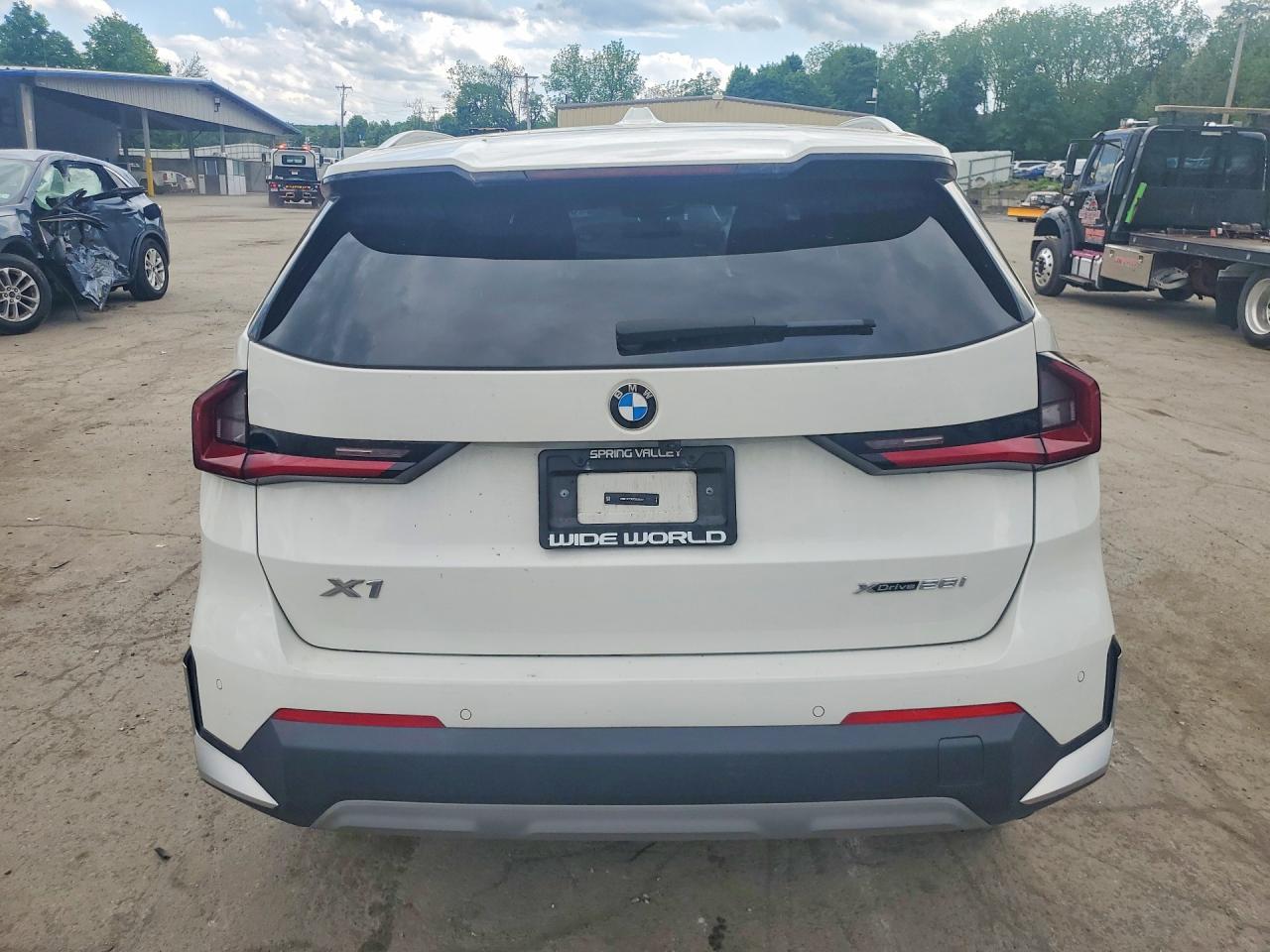 2023 BMW X1 xDrive28I - zdjęcie 6