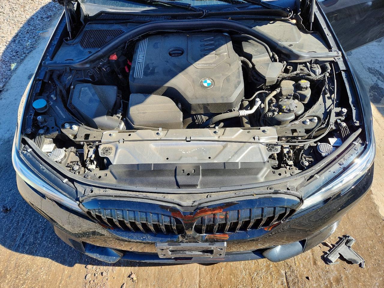 2021 BMW 330Xi - zdjęcie 11