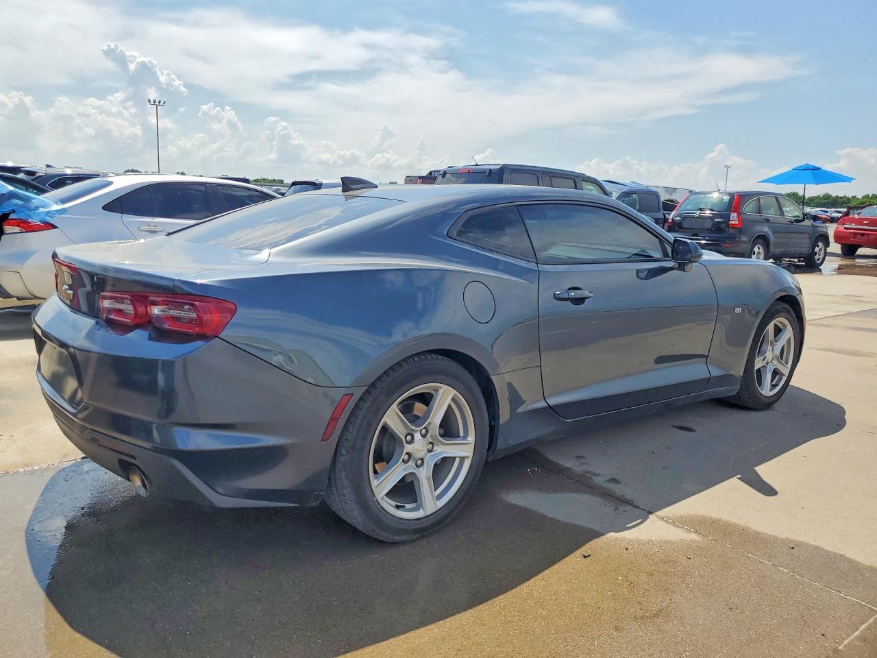 2023 Chevrolet Camaro Ls - zdjęcie 3