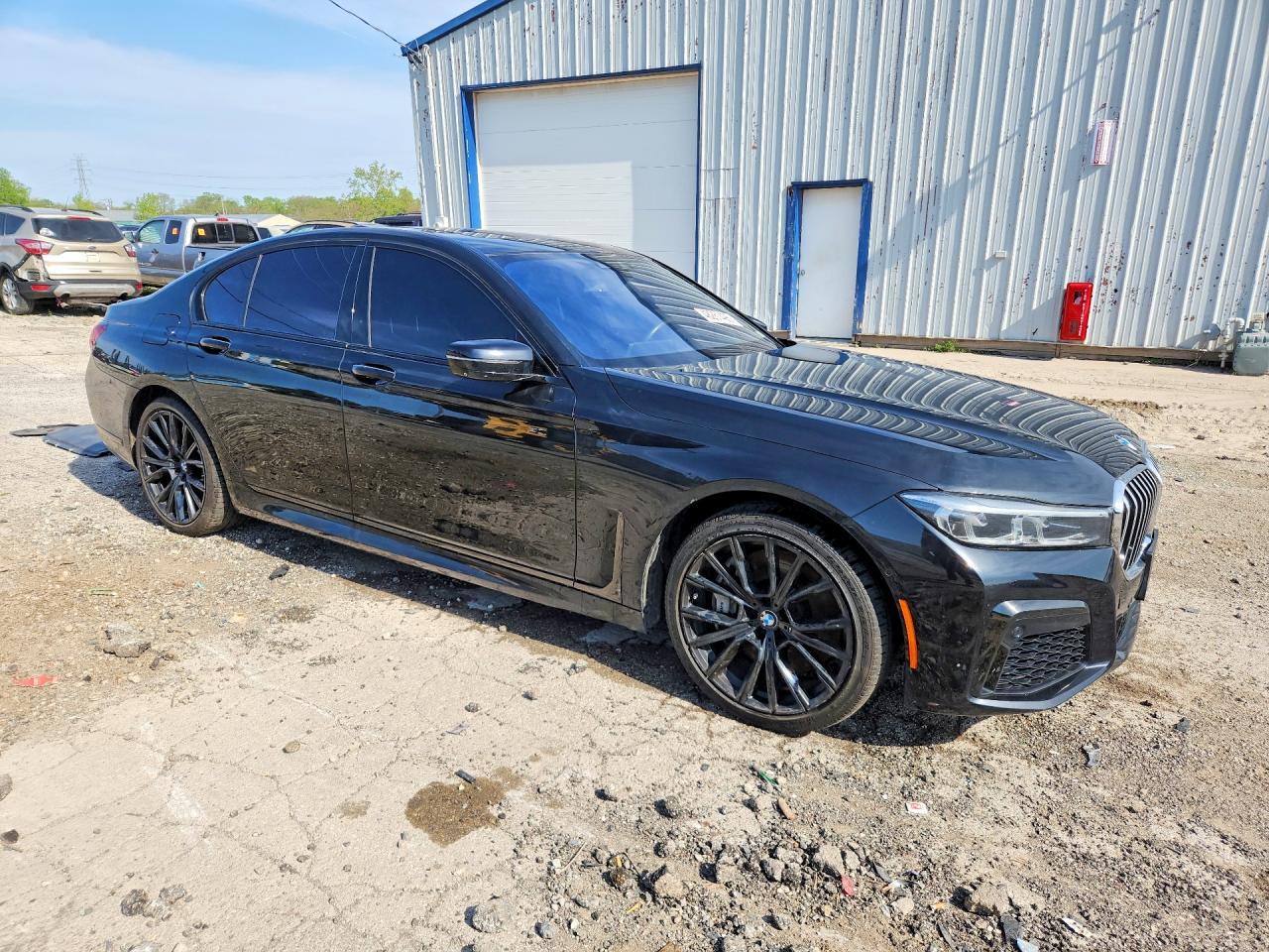 2020 BMW 750 Xi - zdjęcie 4