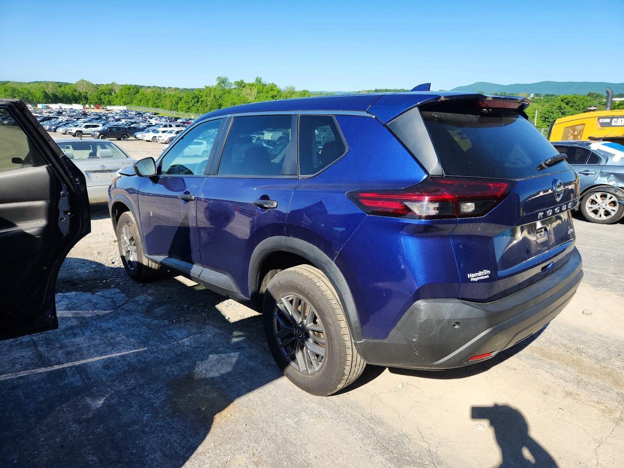 2021 Nissan Rogue S - zdjęcie 2