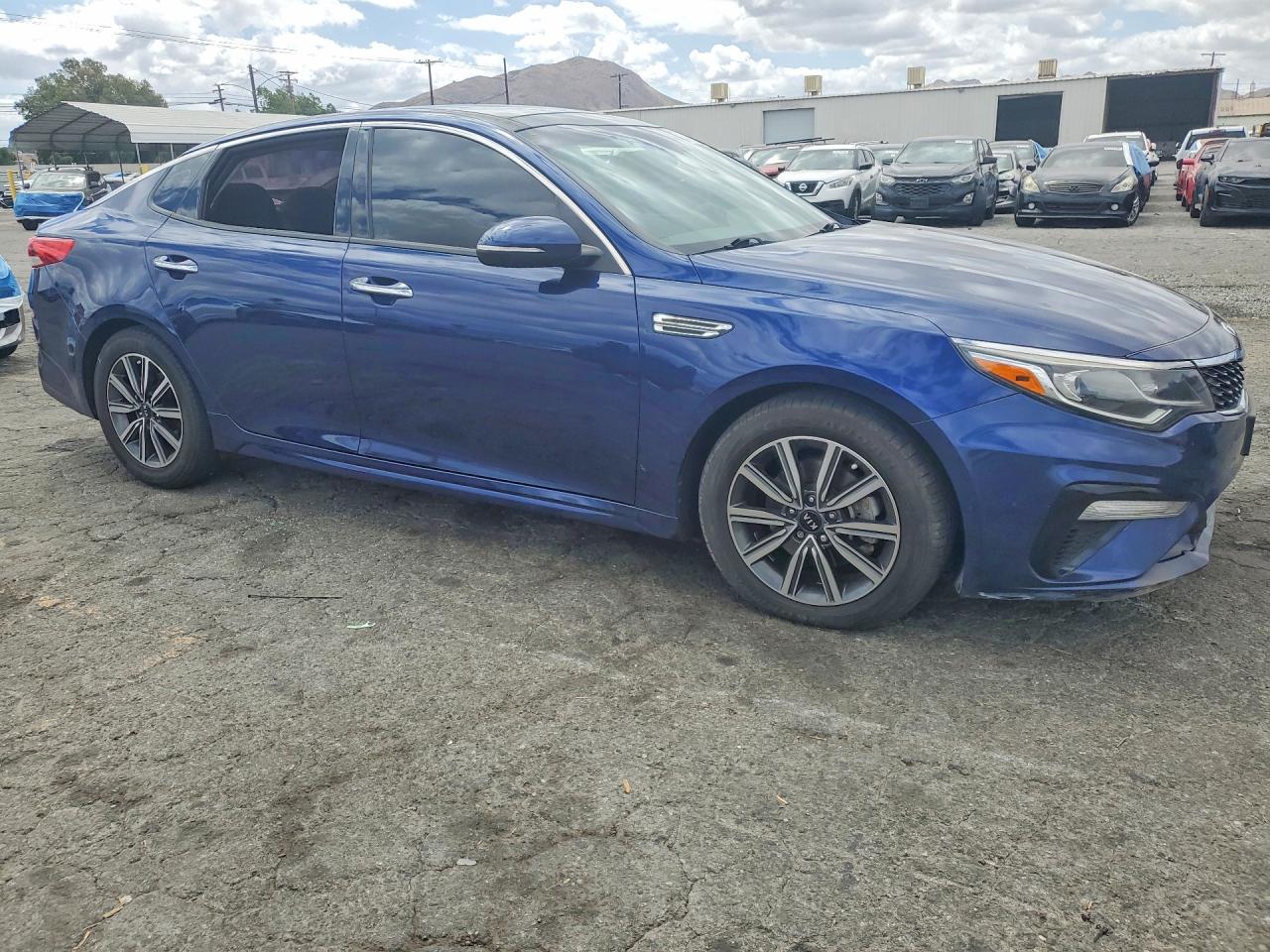 2019 Kia Optima Lx - zdjęcie 4