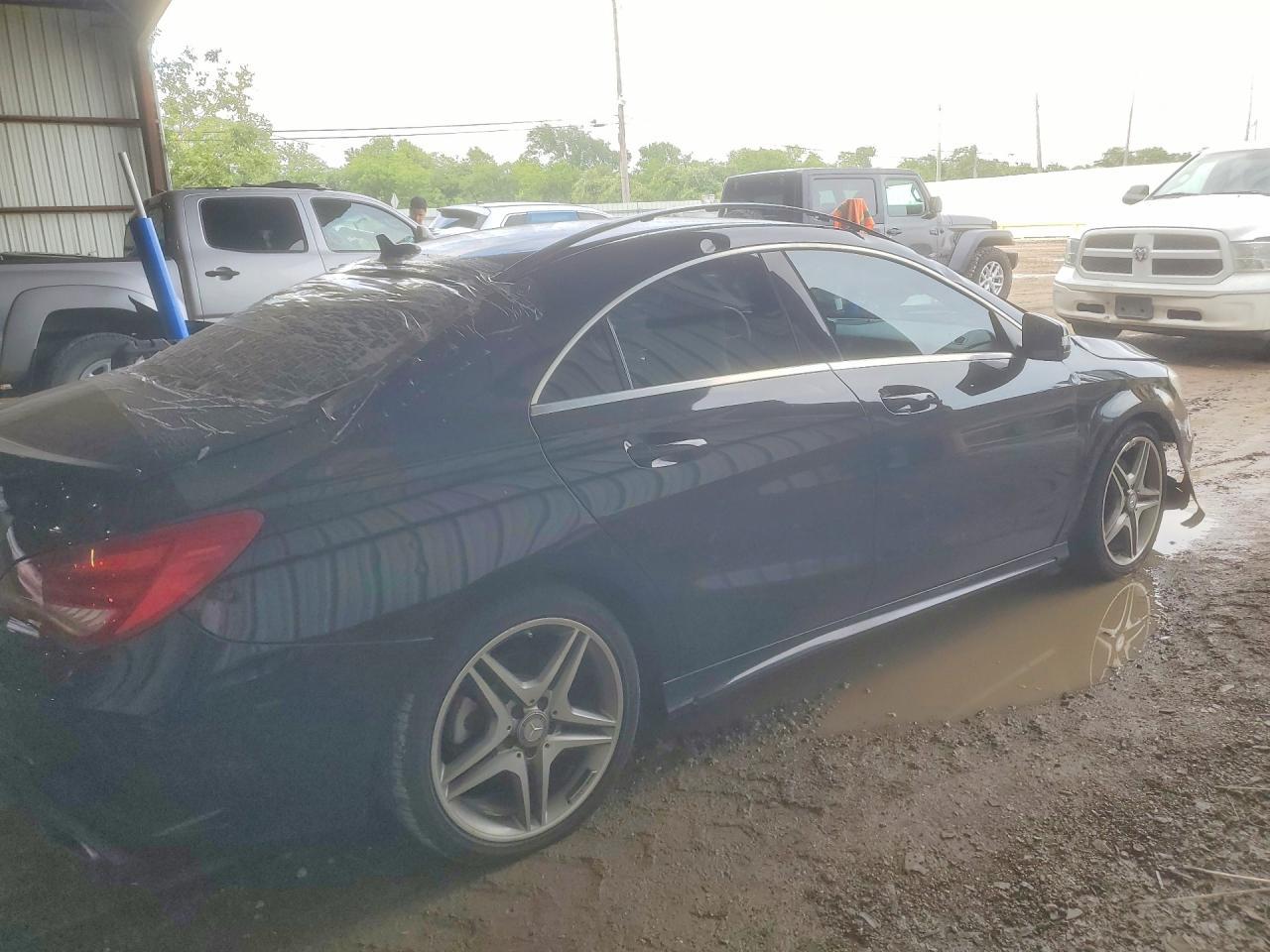 2014 Mercedes-Benz Cla 250 - zdjęcie 3