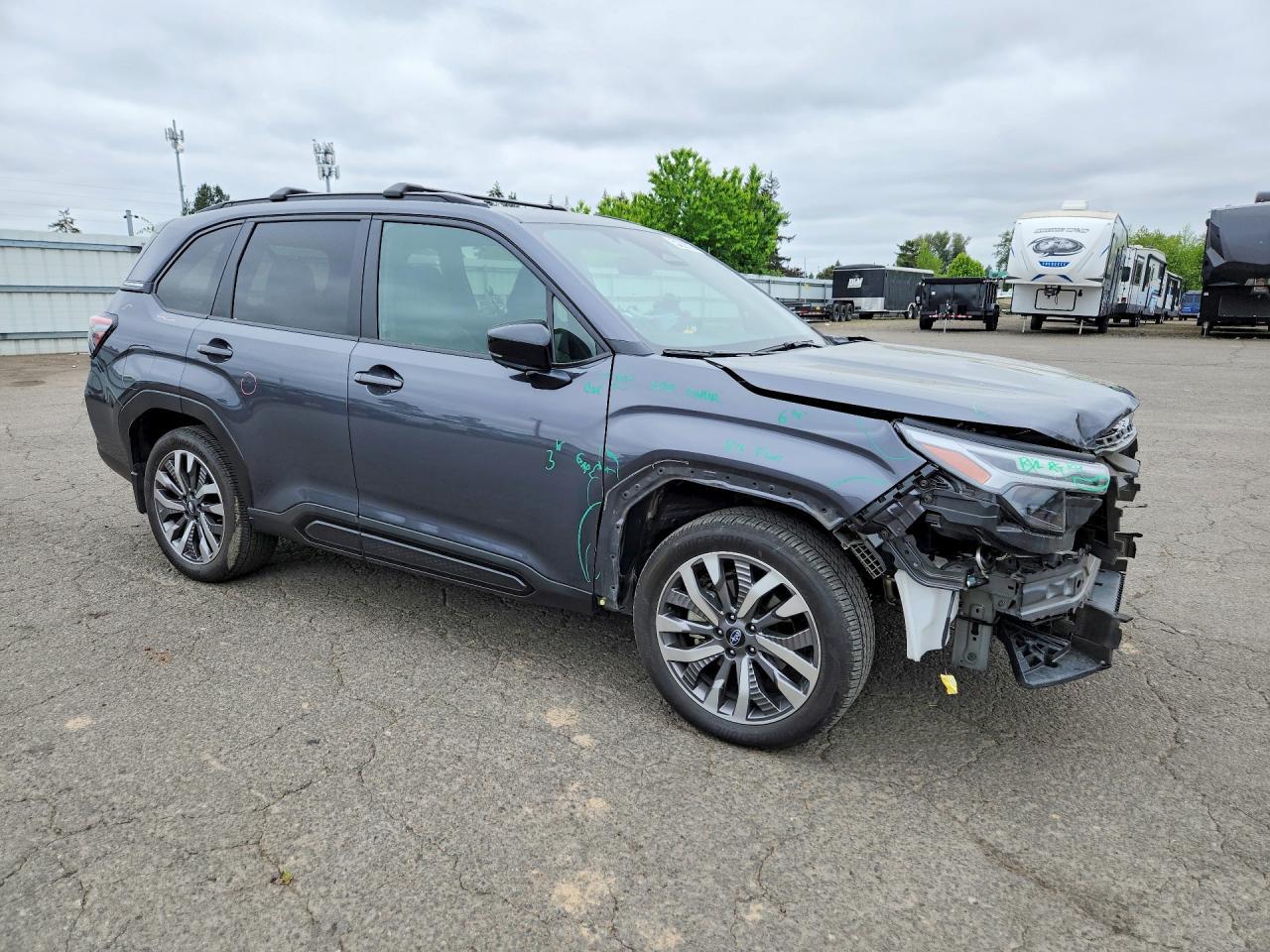 2025 Subaru Forester Touring - zdjęcie 4