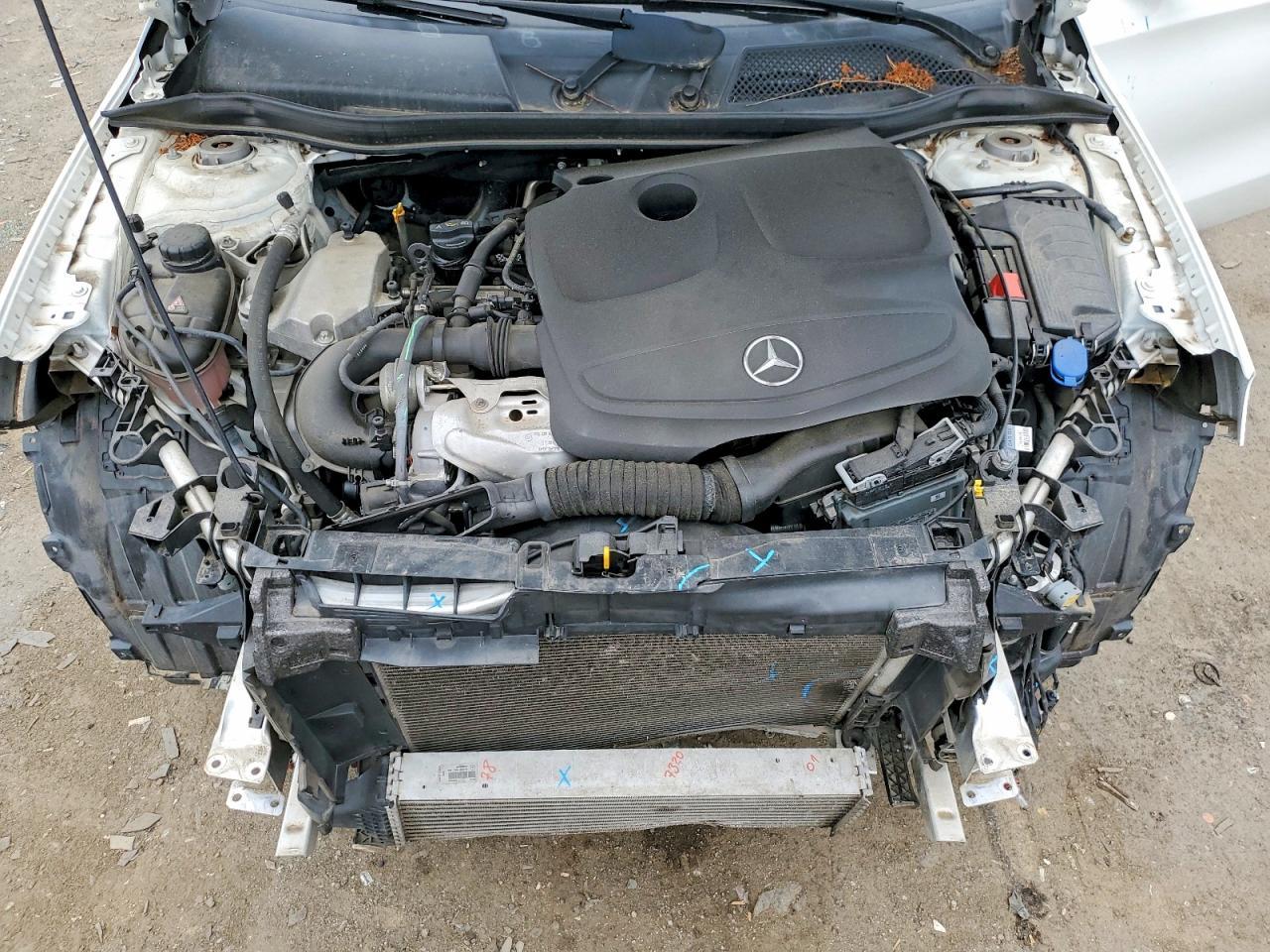 2020 Mercedes-Benz Gla 250 - zdjęcie 11