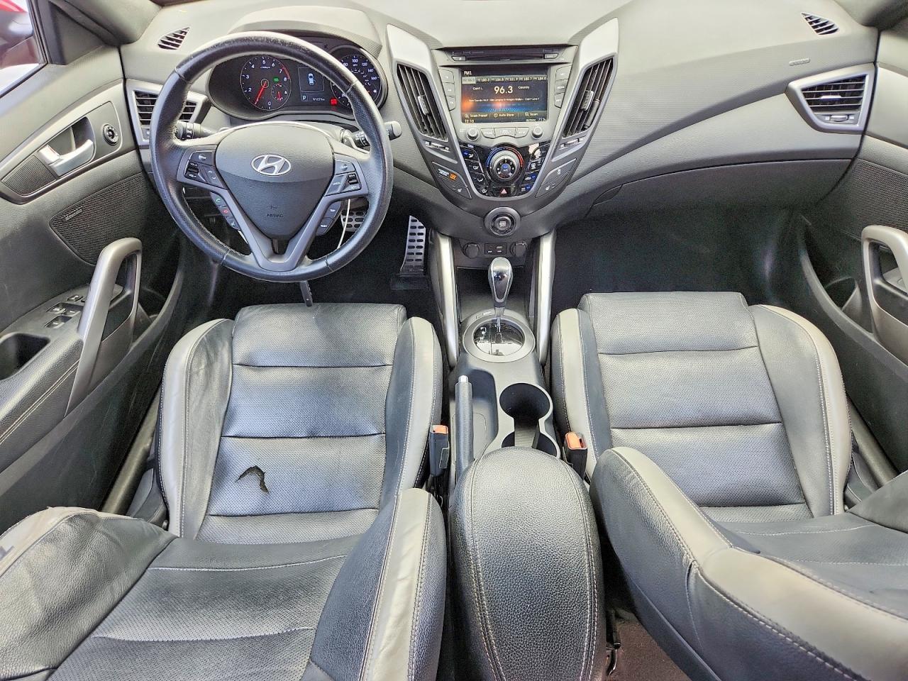 2016 Hyundai Veloster Turbo - zdjęcie 8