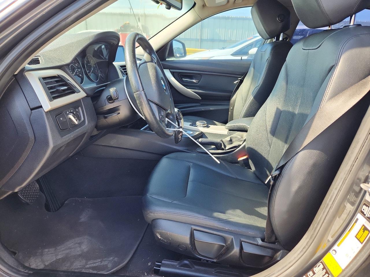 2014 BMW 320 I xDrive - zdjęcie 7