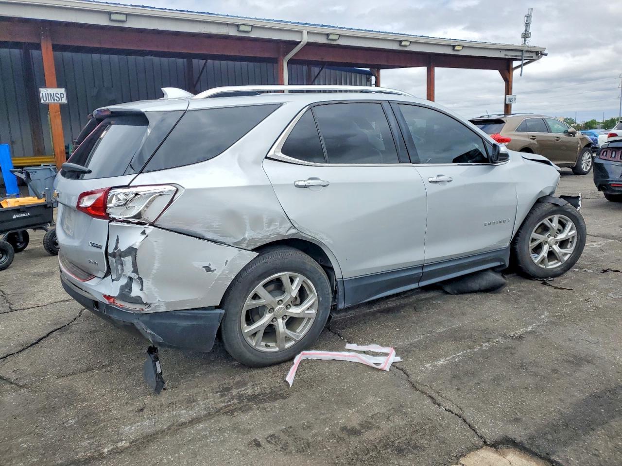 2018 Chevrolet Equinox Premier - zdjęcie 3