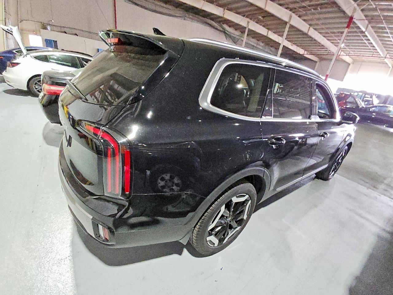 2025 Kia Telluride Ex - zdjęcie 3
