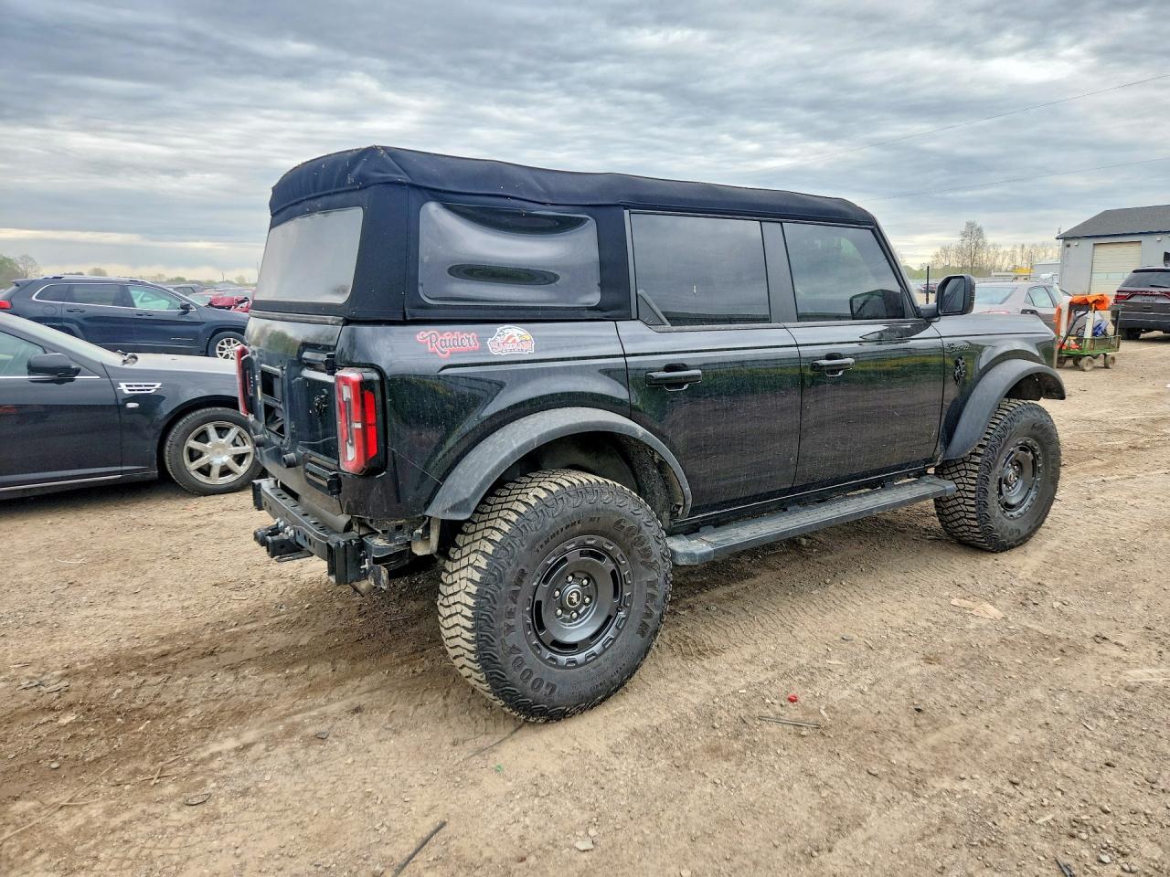 2024 Ford Bronco Outer Banks - zdjęcie 3