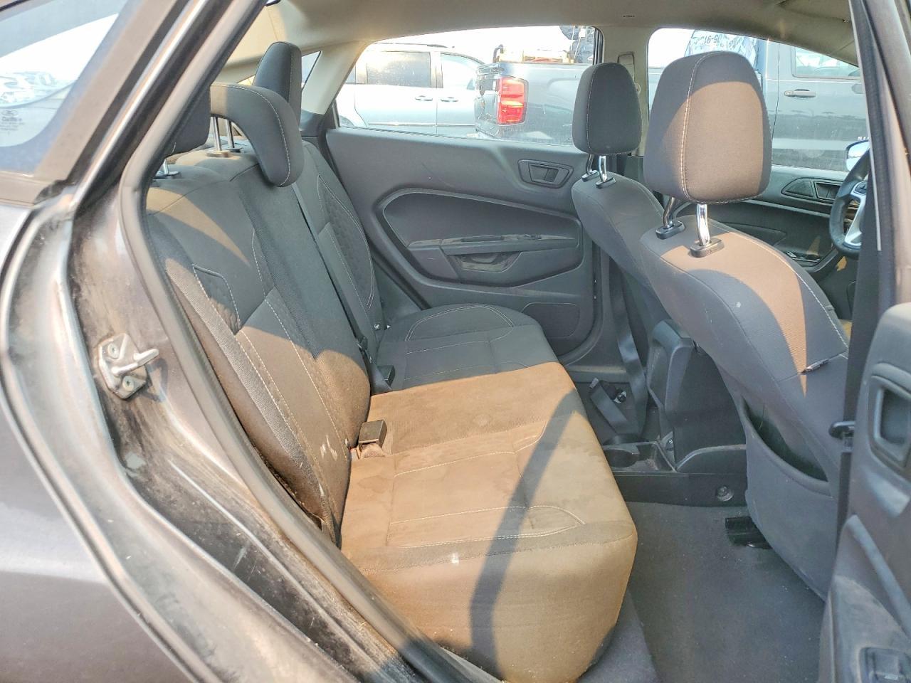 2019 Ford Fiesta Se - zdjęcie 10