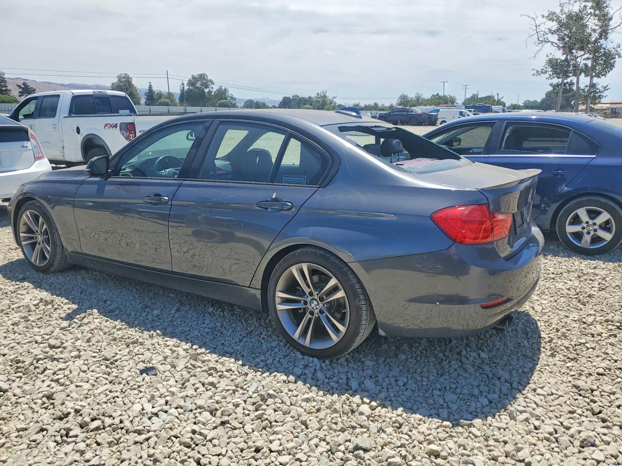 2014 BMW 328 I Sulev - zdjęcie główne