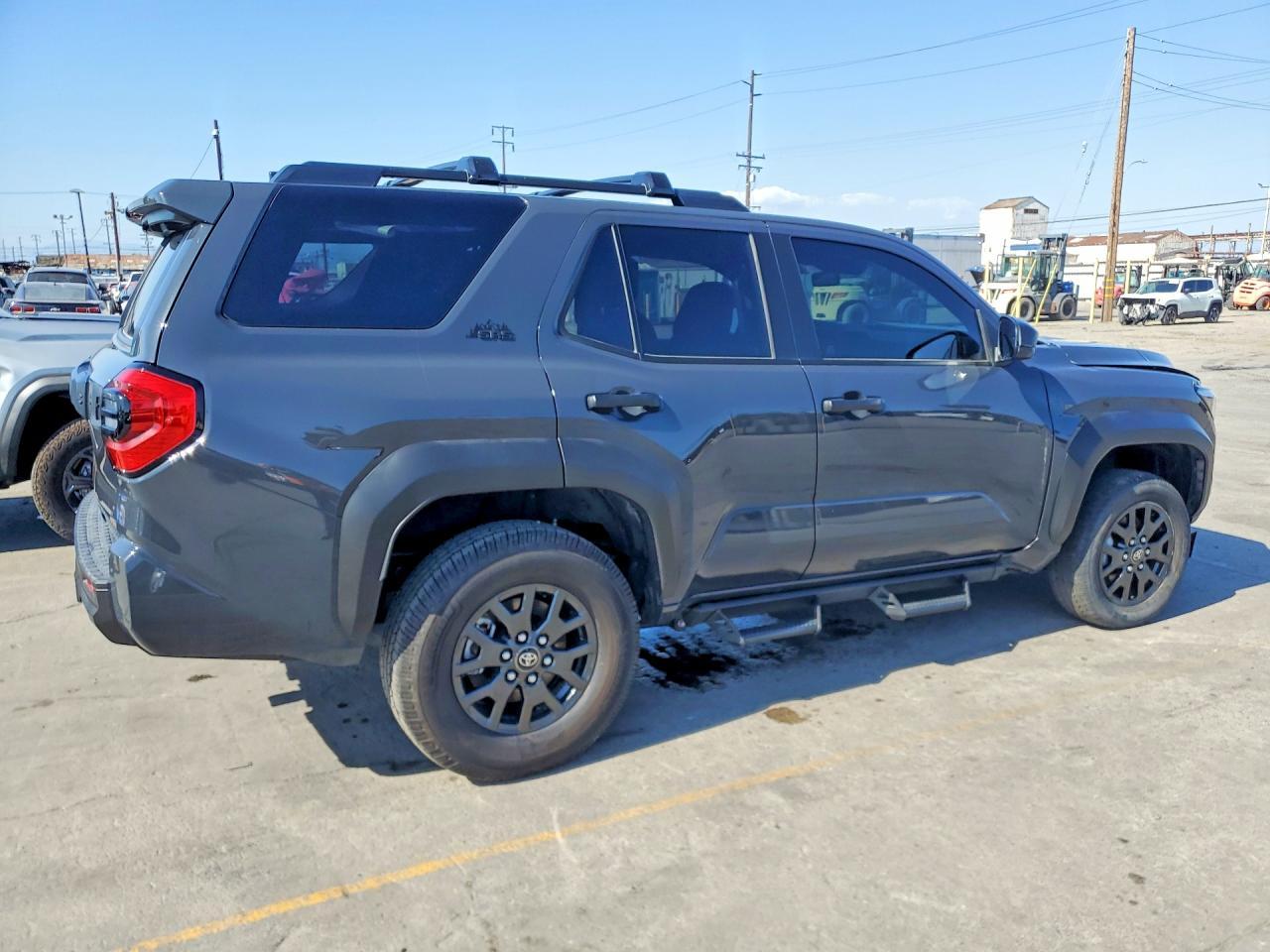 2025 Toyota 4Runner Sr5 - zdjęcie 3