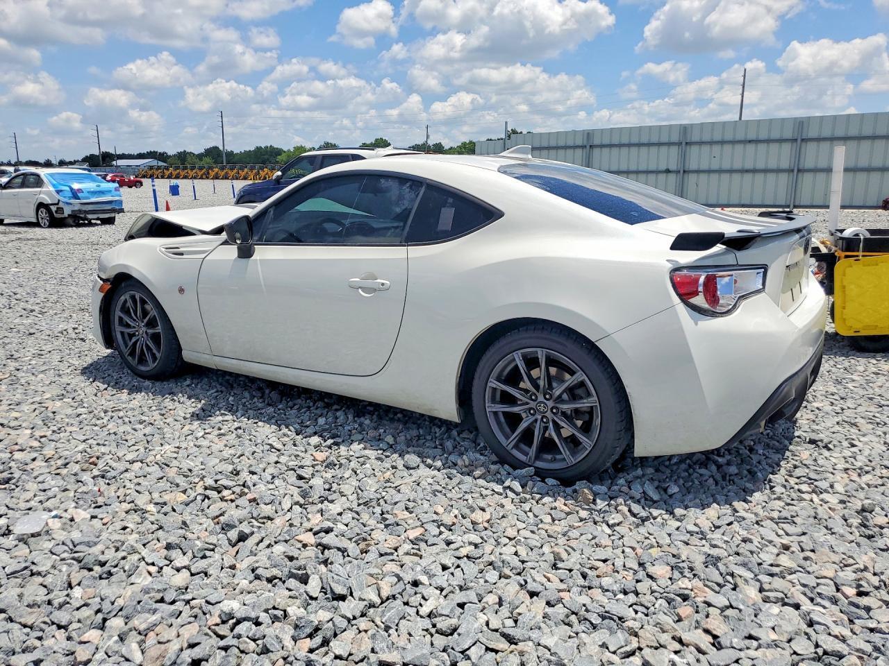 2017 Toyota 86 860 Special Edition - zdjęcie 2