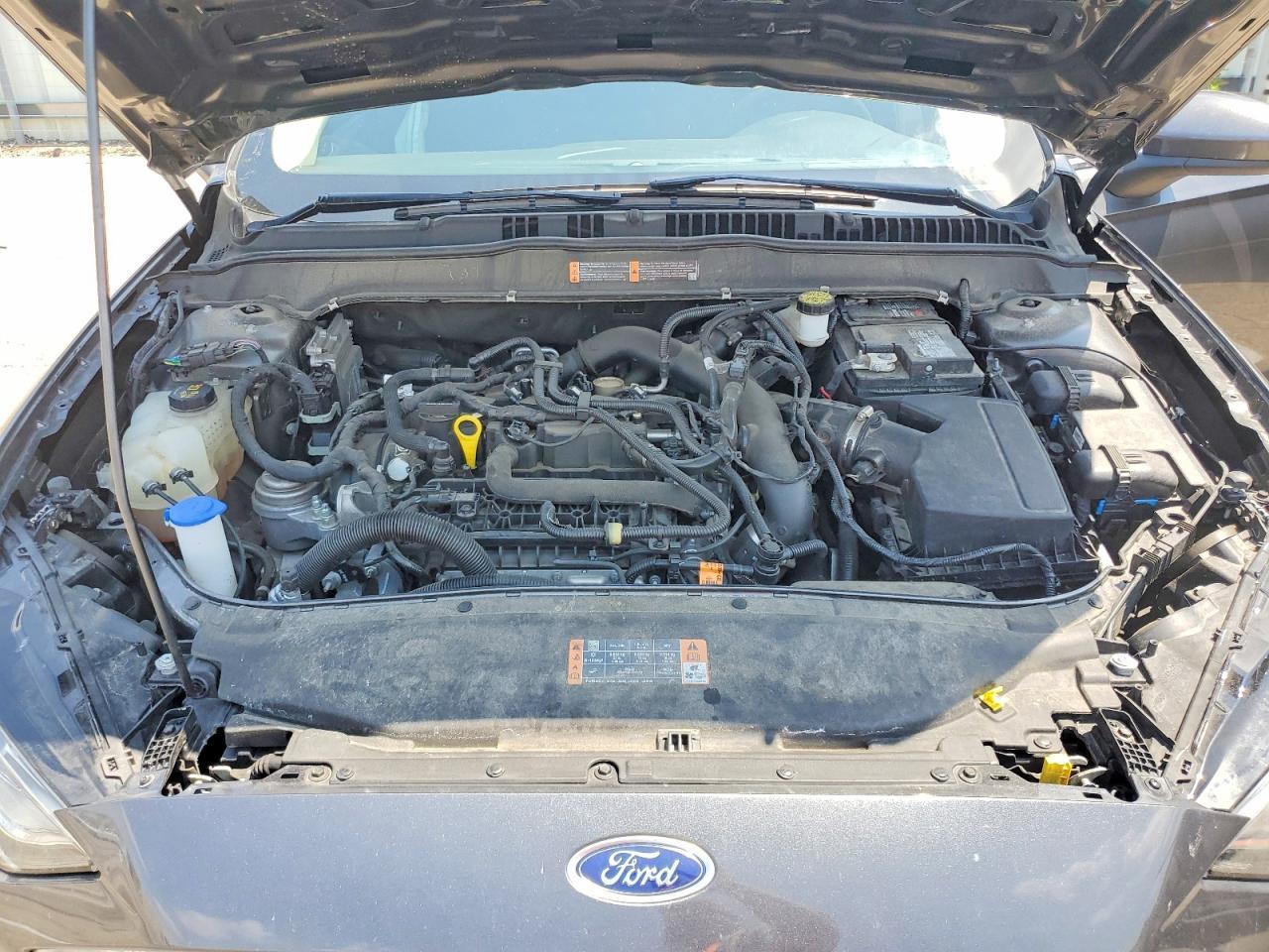 2020 Ford Fusion Se - zdjęcie 11