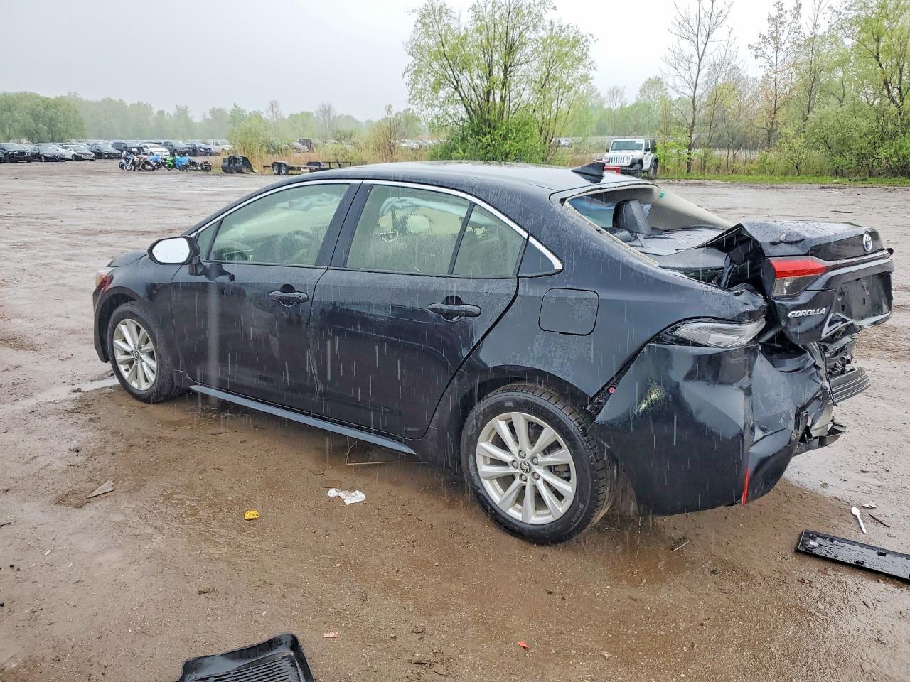 2024 Toyota Corolla Hybrid - zdjęcie 2