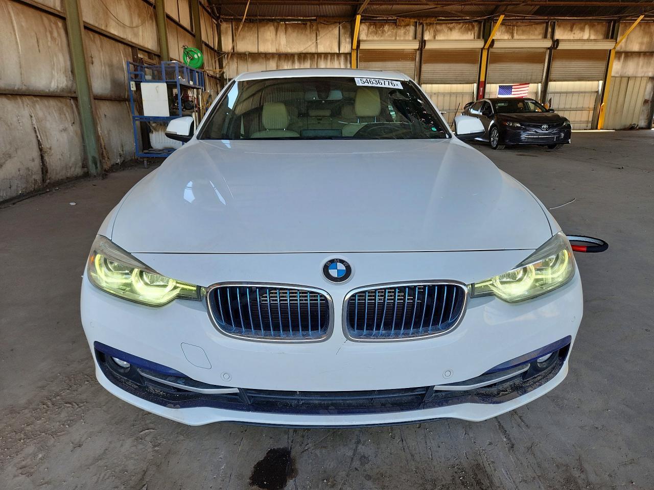 2018 BMW 330E - zdjęcie 5