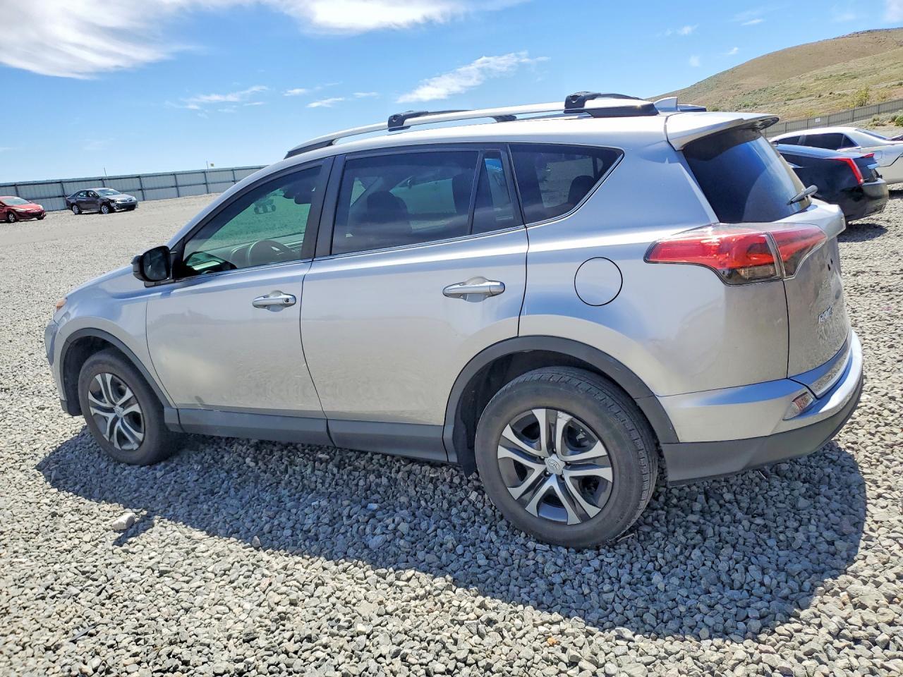 2017 Toyota Rav4 Le - zdjęcie 2